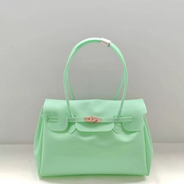 새상품_ Mint 키키 젤리백 버킨젤리 퍼킨백