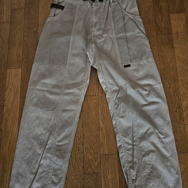 그라미치 가젯팬츠 일본 발매 시멘트 그레이 클라이밍 아메카지 루즈테이퍼드