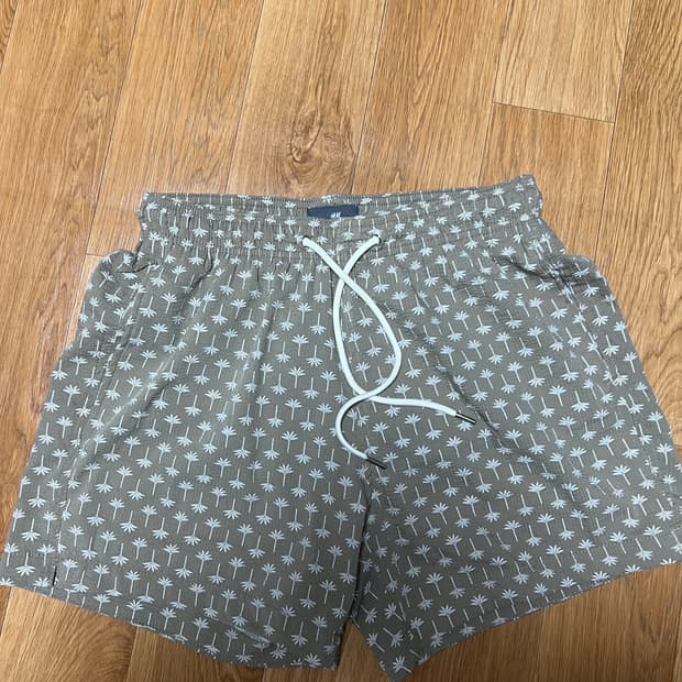 H&M 시어서커 쇼츠 (비치웨어)