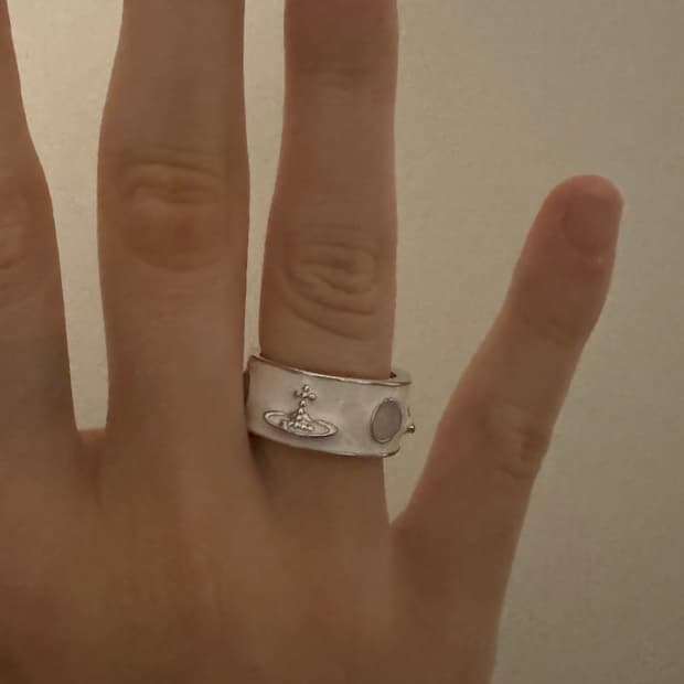 비비안우두 웨스트 반지