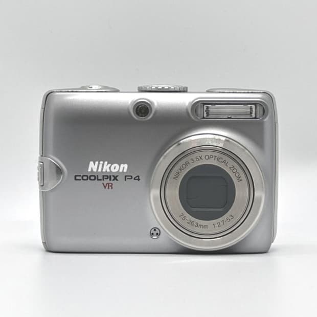 니콘 쿨픽스 coolpix p4 디카