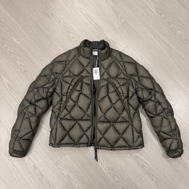 [L] 로아 하이킹 라이트 다운 자켓 다크 그린 새상품