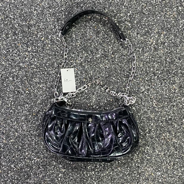 빈티지 y2k 레더 키링 숄더백 B3308