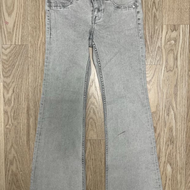 H&M 부츠컷 청바지 연그레이