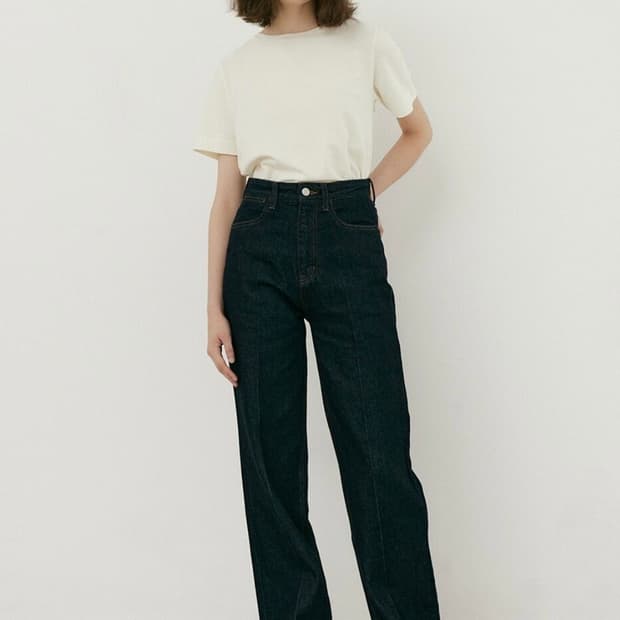 블랭크공삼 high-rise straight jeans (indigo)