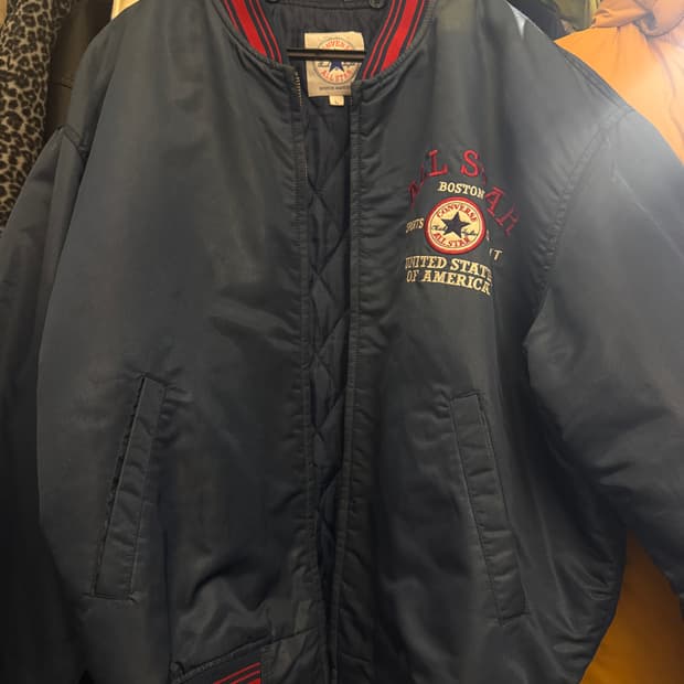 컨버스 올스타 90‘s 봄버자켓