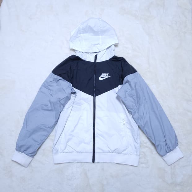 나이키 여성 바람막이 L 0310 뽀샤샤