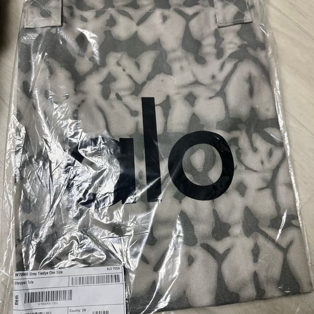 알로요가 타이다이 쇼퍼백 새상품