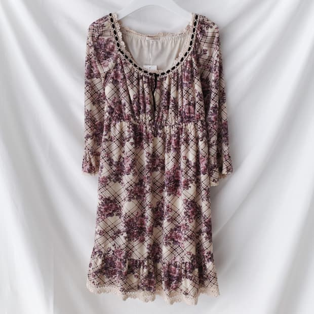 check flower one-piece