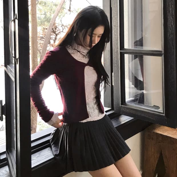 클라우드이모션 클모 힐즈앤크로스타이긴팔가디건 버건디레드 플럼모브레이스탑