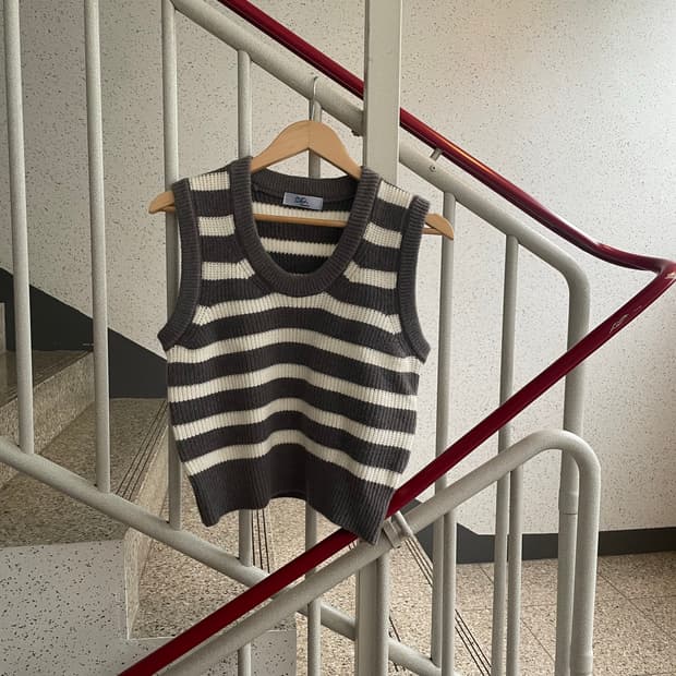 stripe knit vest