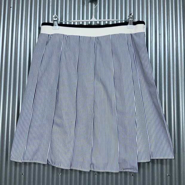 [L] UNIQLO x JW ANDERSON 스트라이프 플리츠 skort