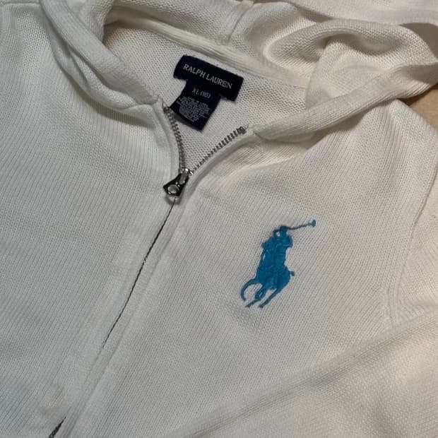 폴로 랄프로렌 블루 빅포니 화이트 니트 후드집업-착샷 잇시요