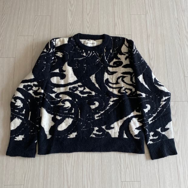 [50] 아워레가시 페이즐리 자카드 니트