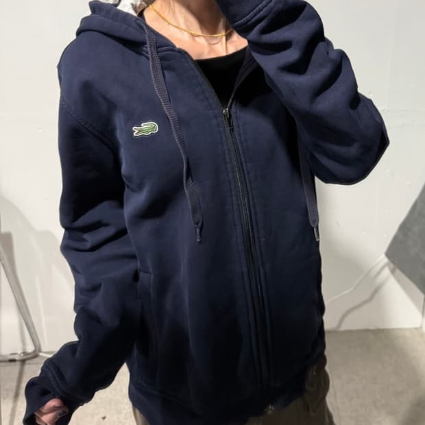 라코스테 로고 후드집업