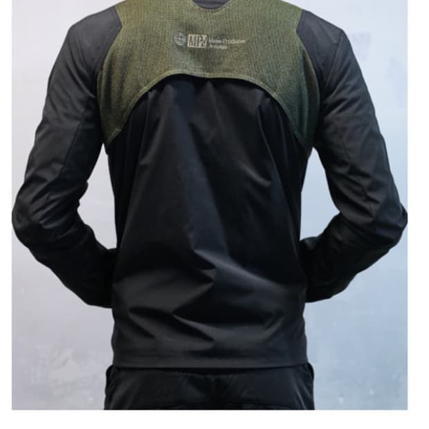 M 플라스틱프로덕트 레지스탕스 자켓