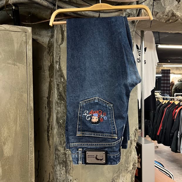 베티붑 자수 부츠컷 데님 팬츠 #csz2156