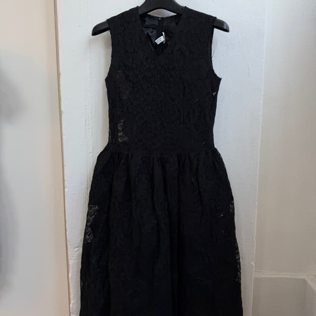 꼼데가르송 슬리브리스 원피스