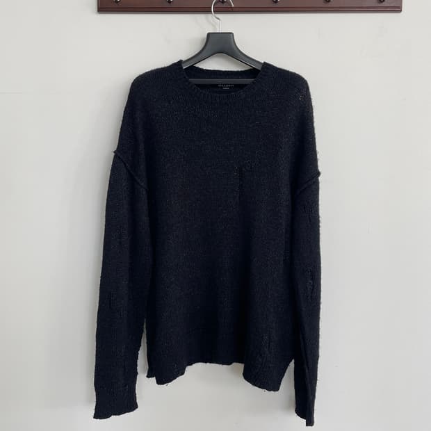 올세인츠 블랙 데미지 니트