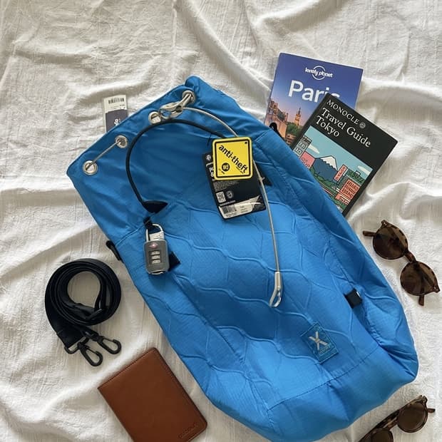 팩세이프 여행용 도난방지 휴대용 금고 블루