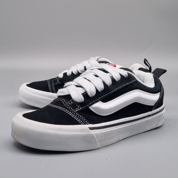 반스 뉴스쿨  스니커즈225