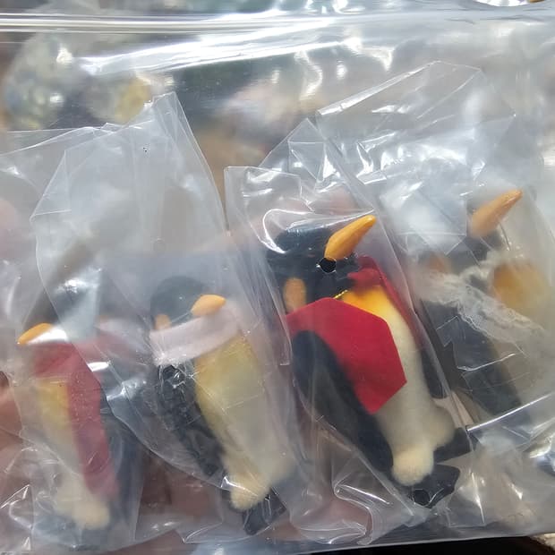 올드 실바니안 펭귄가족