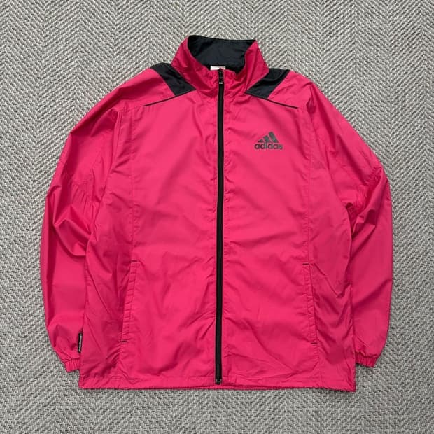 아디다스 베이직 로고 바람막이 v2023