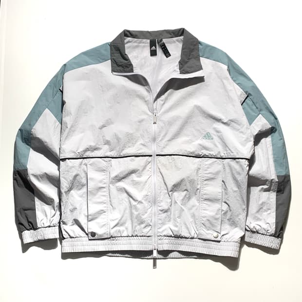 아디다스 우븐 오버사이즈 바람막이