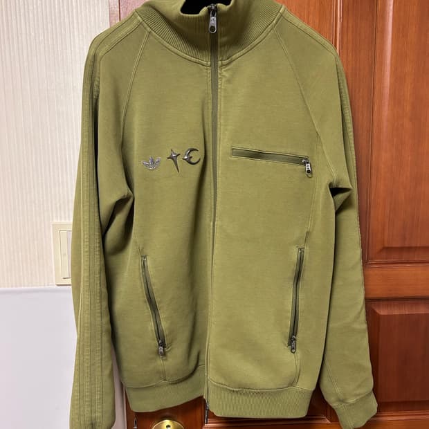 떠그클럽 아디다스 트랙탑