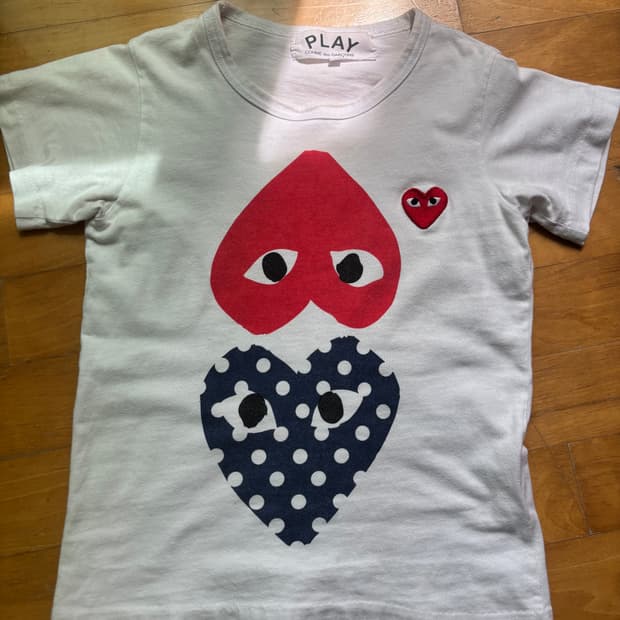 꼼데 도트 반팔티