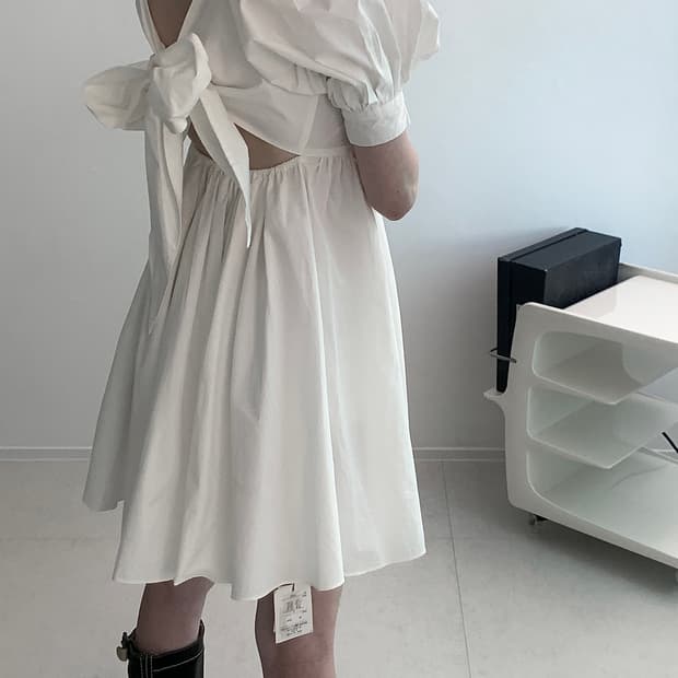 Ribbon Puff Mini Dress
