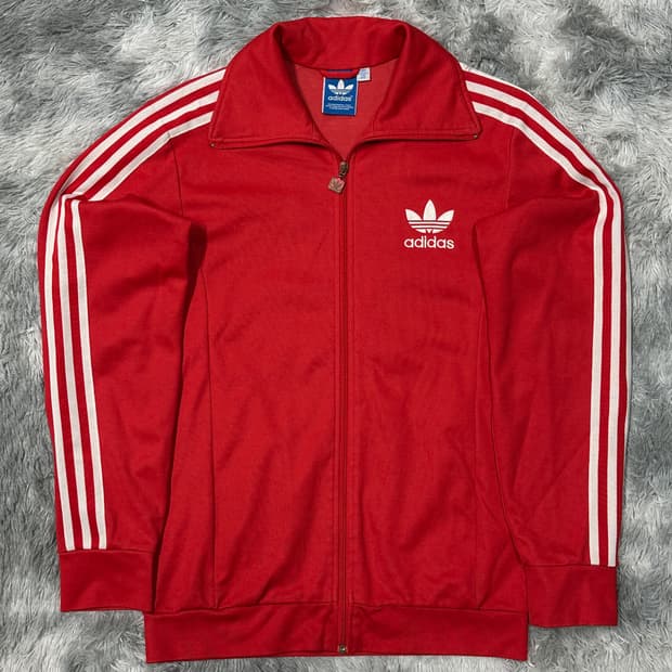 아디다스 유로파 레드 트랙탑 100