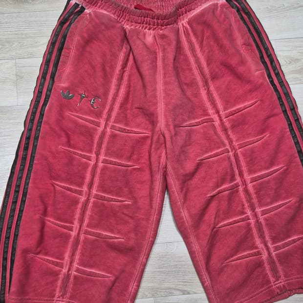 떠그클럽 아디다스 버뮤다팬츠 파워레드 L