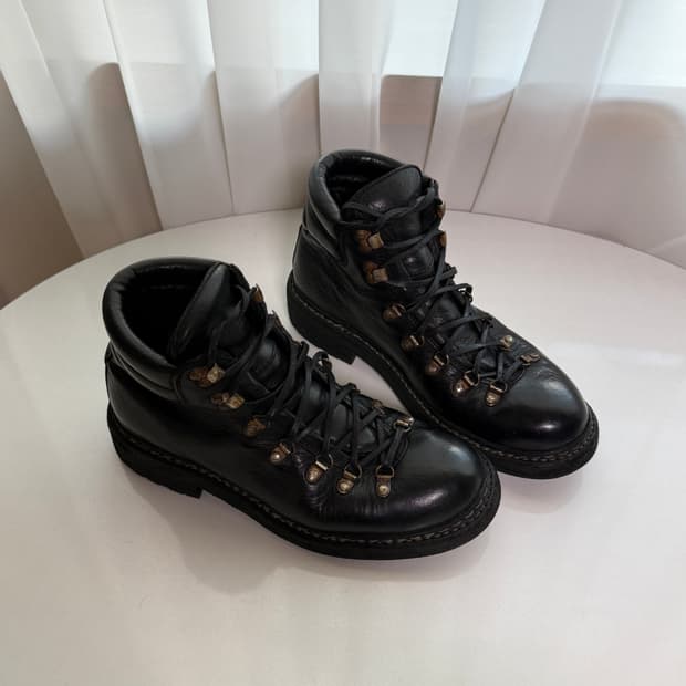 구이디 하이킹 홀스 풀그레인41