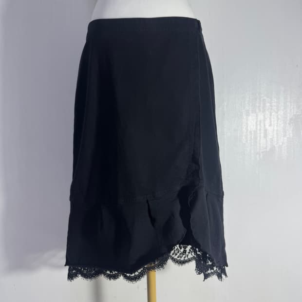 Transit 몰스킨 비대칭 레이스 트리밍 스커트