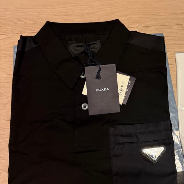 xxl 프라다 리나일론 스트레치 폴로 반팔셔츠