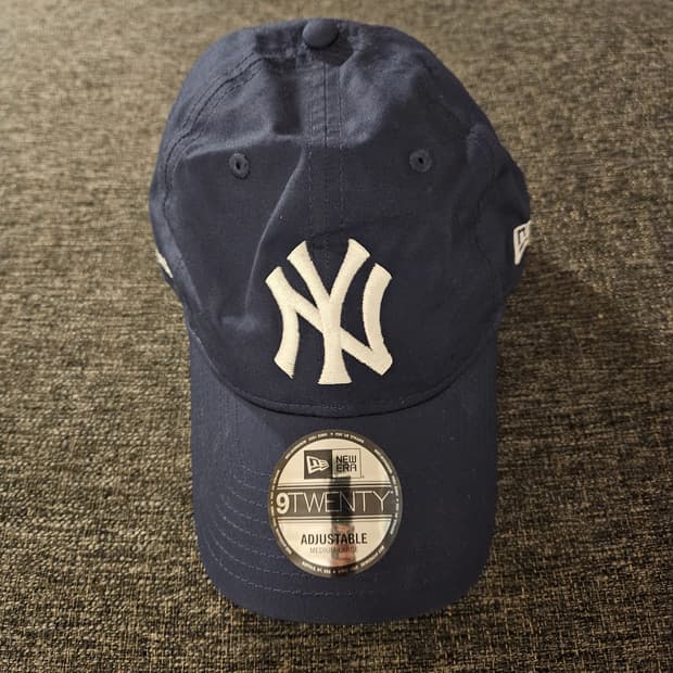 뉴에라 X 뷰티앤유스 9TWENTY CAP 모자