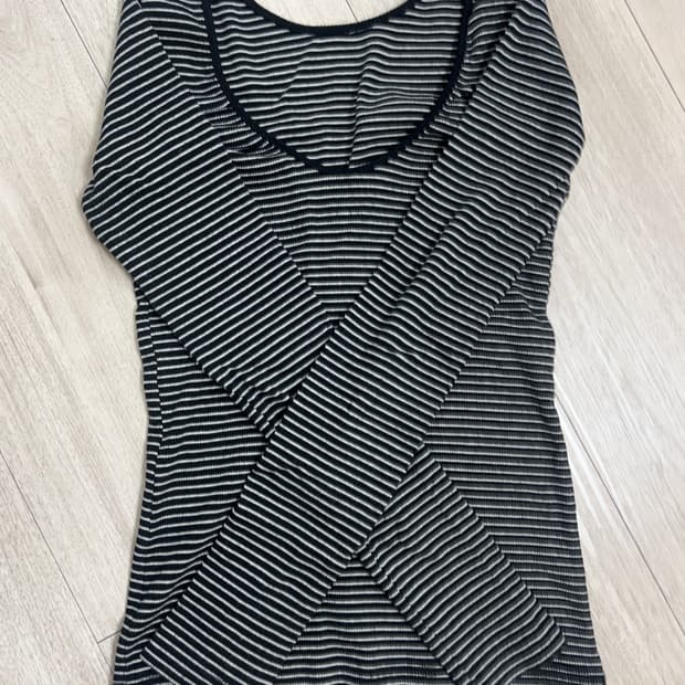 빈티지 스트라이프 슬림 롱슬리브