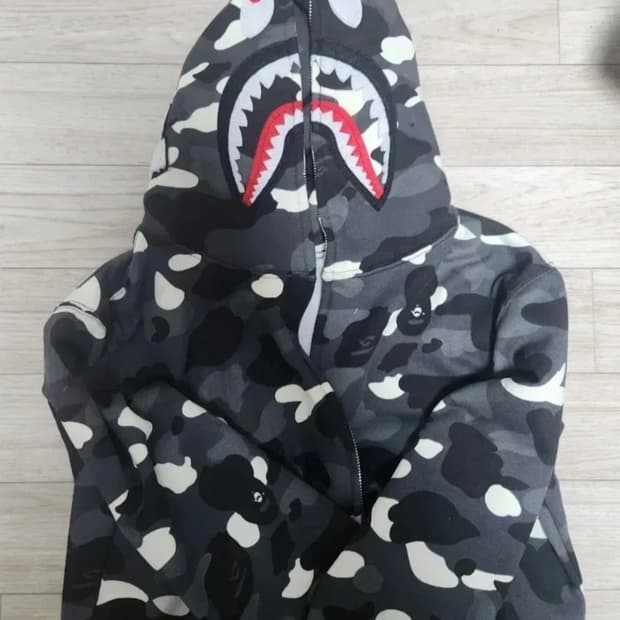 베이프 후드집업