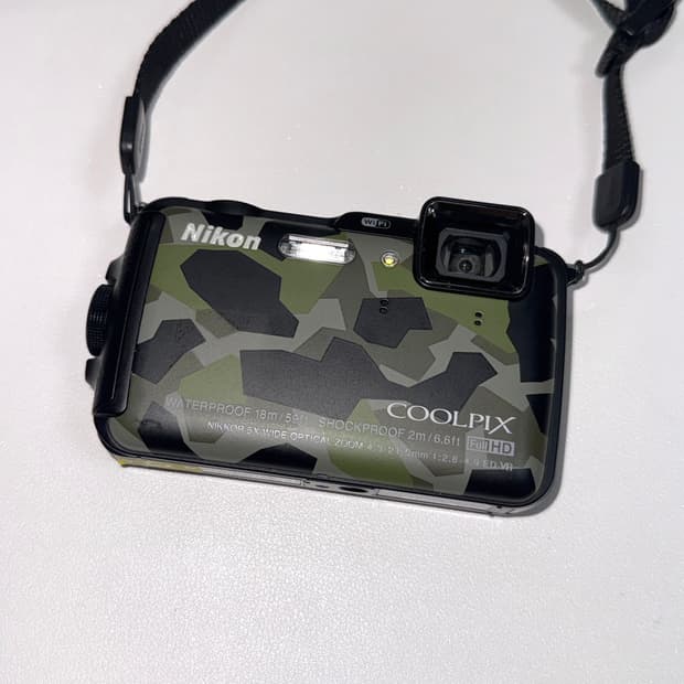 [S급] 니콘 쿨픽스 AW120 카모 디지털 카메라 디카