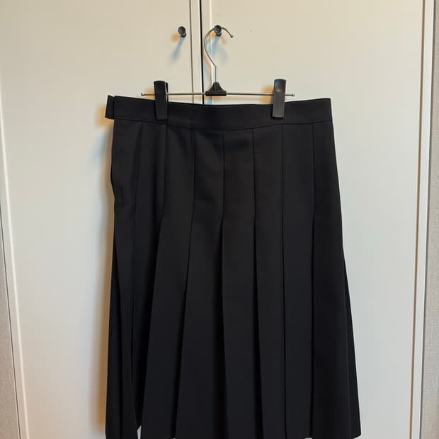 준야와타나베 언발란스 플리츠 스커트