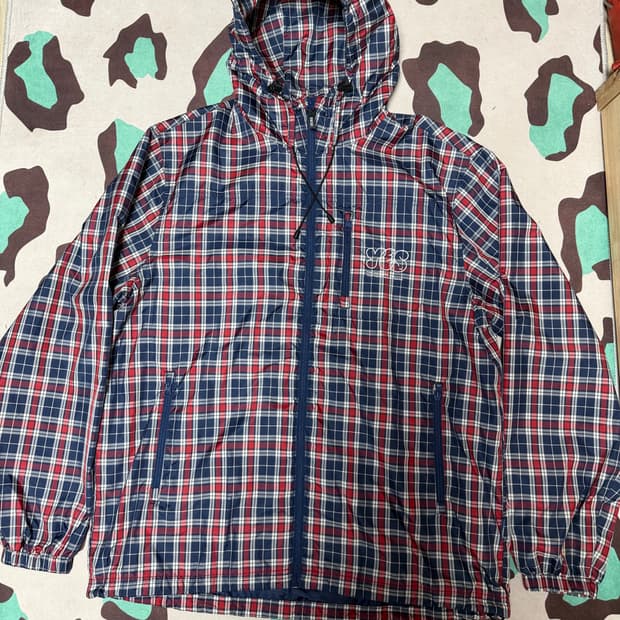 예스아이씨 바람막이