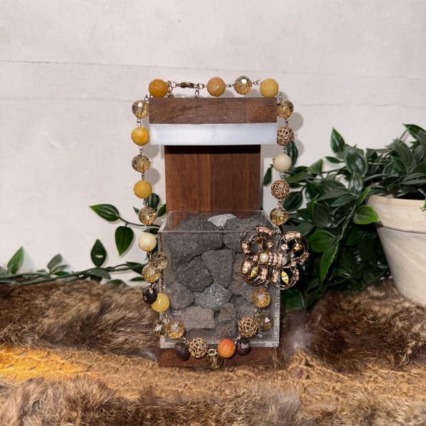 Yellow butterfly beads choker necklace 