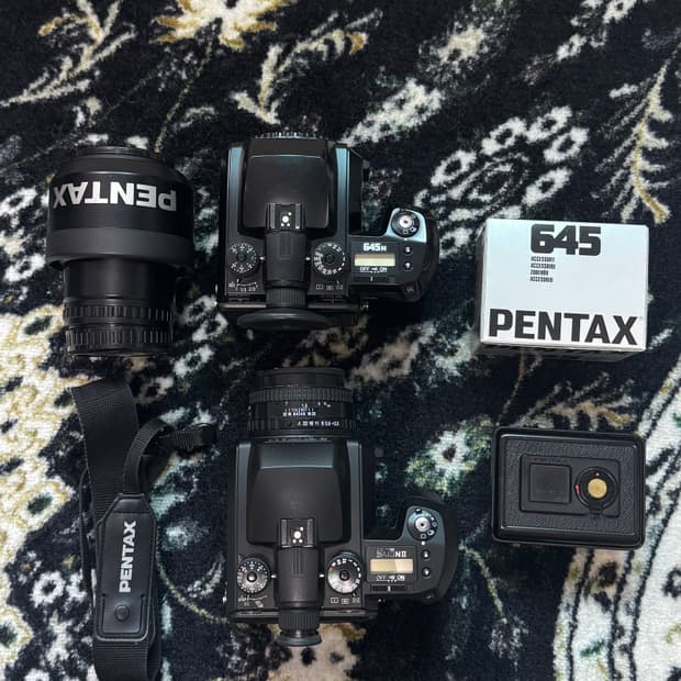 펜탁스 645n ,645n2, 렌즈,필름백 일괄판매합니다.