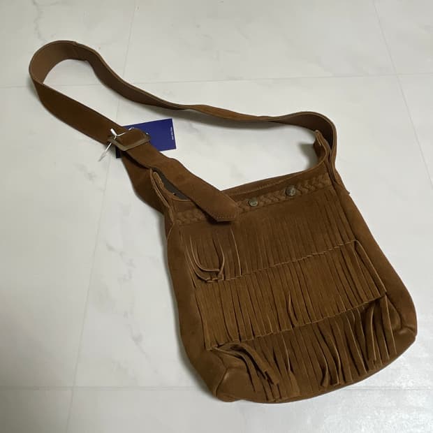 Square fringe bag 