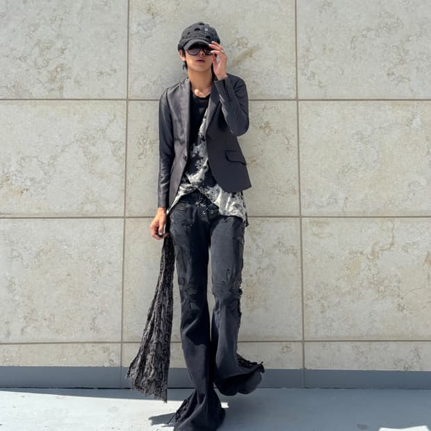 “Roshell” Minimal Mood 5Button Tailored 