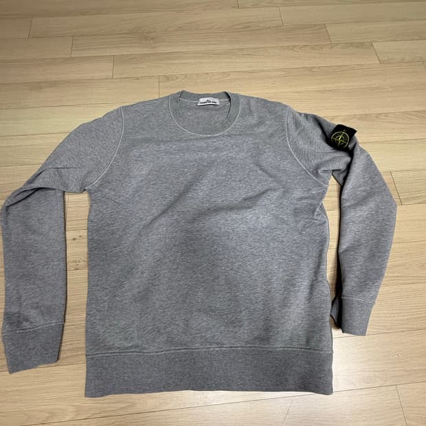 스톤아일랜드 맨투맨L