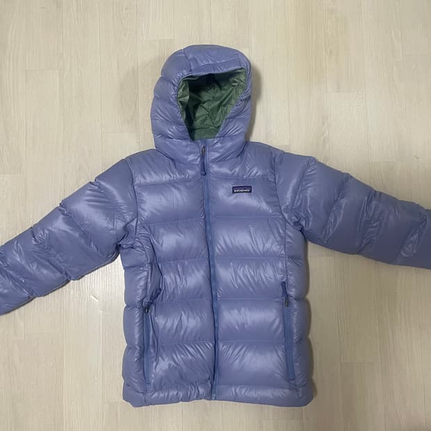 파타고니아 키즈 하이로프트 다운패딩 L(새상품)