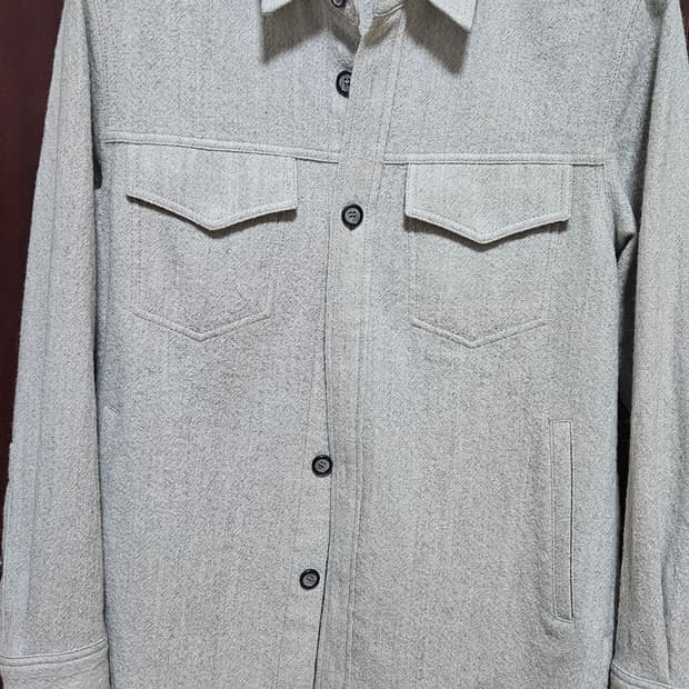 솔리드옴므 울 트러커