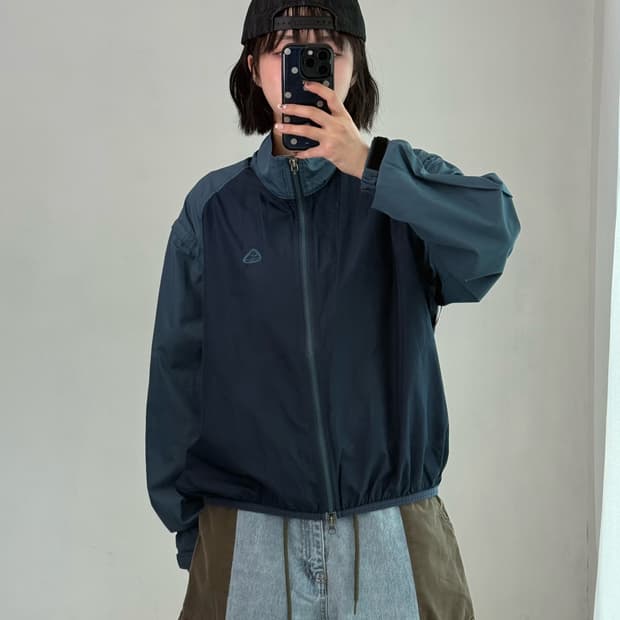 00‘s ACG 패커블 바람막이